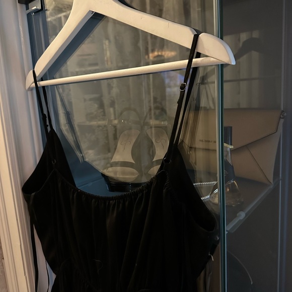 Black silky wrap dress Size 1XL - Picture 5 of 5